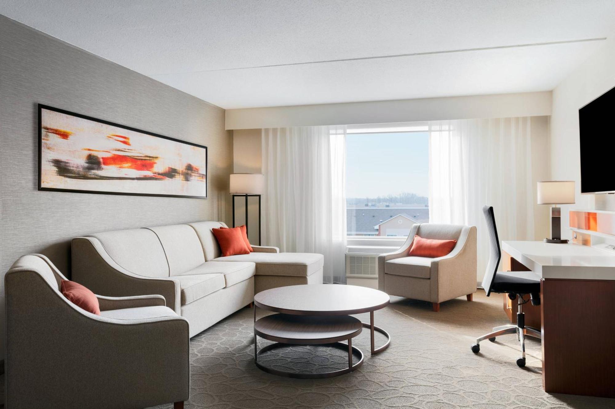 Delta Hotels By Marriott Indianapolis Airport Esterno foto