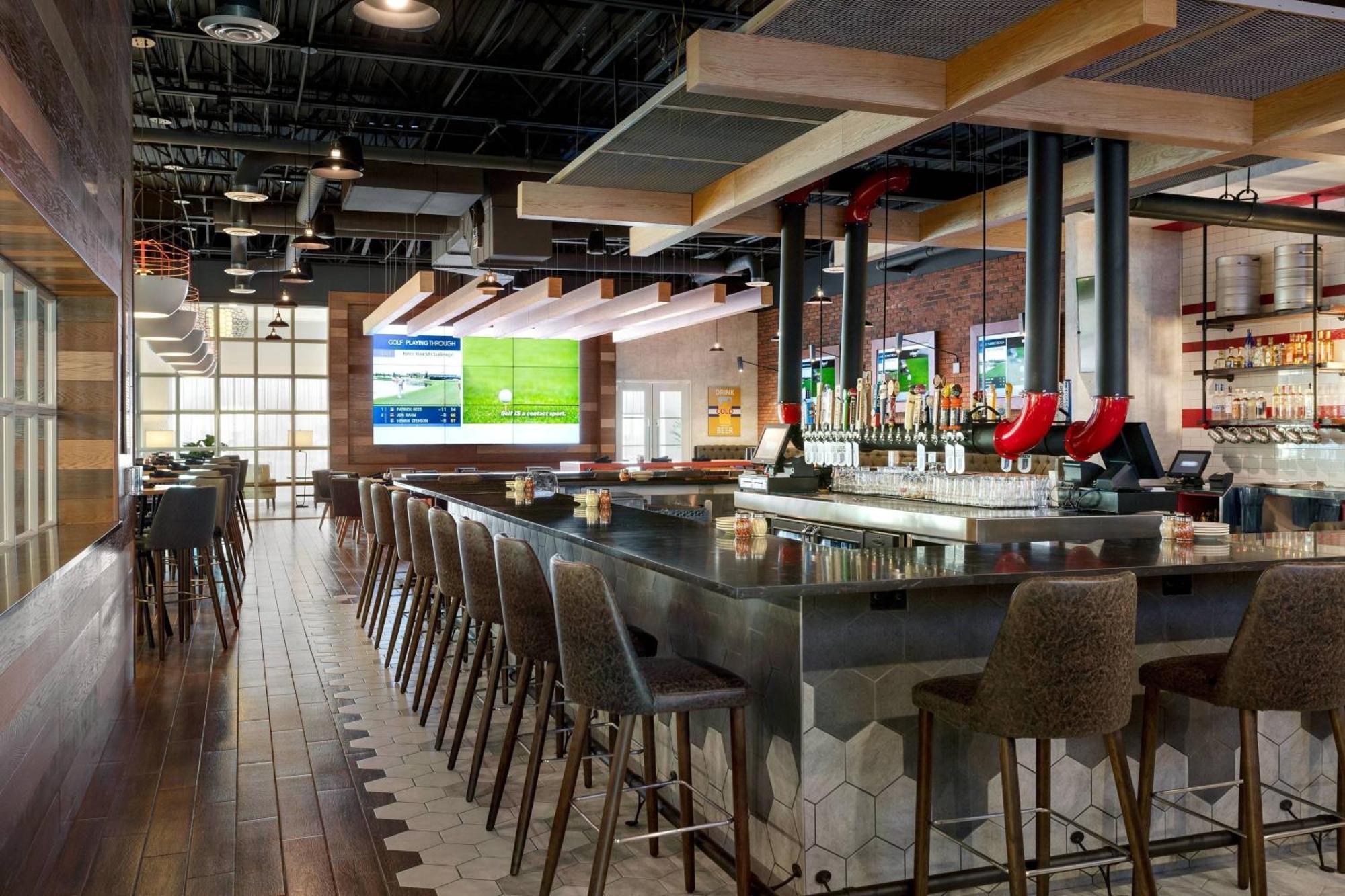 Delta Hotels By Marriott Indianapolis Airport Esterno foto